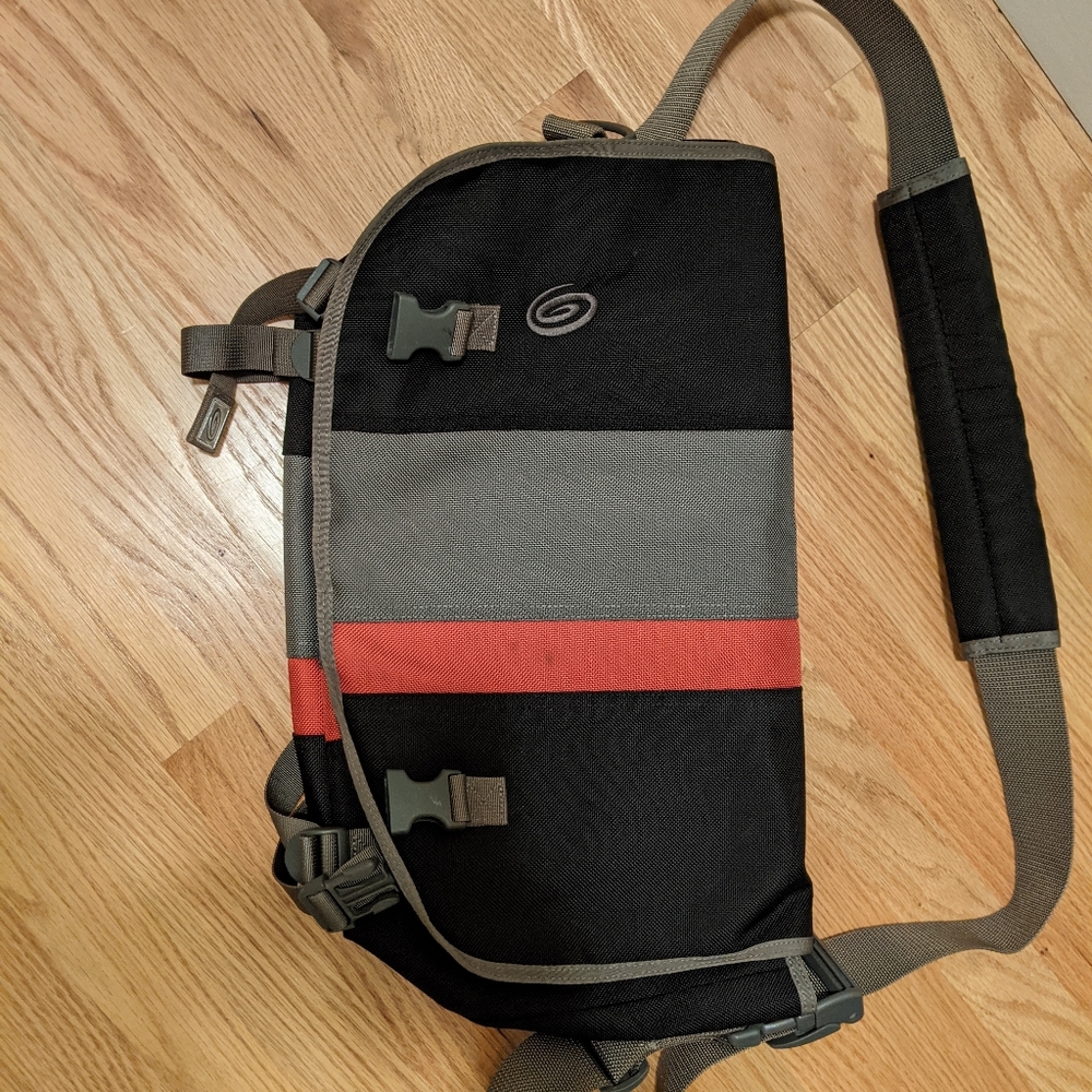 Timbuk2 black grey and red messenger bag